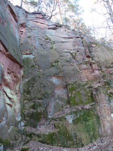   mittlere Wand